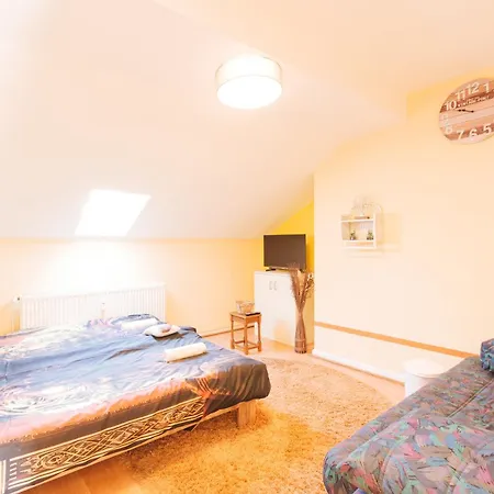 Apartment - Savanna Deluxe With Exclusive Design - 75sqm - Location - Terrace With View - Completely Renovated 2024 With Smart Tv & Netflix - Separate Kitchen - Free Parking - Near Airport & Train *